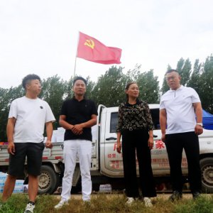 潁上愛心企業(yè)家 共擔風(fēng)雨筑城堤